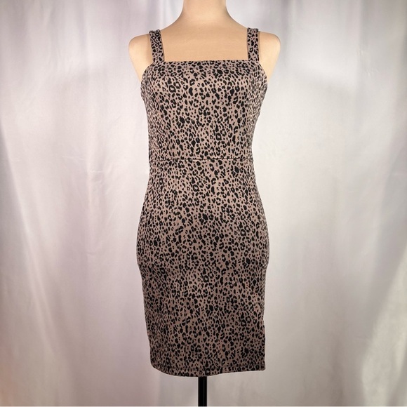 Forever 21 Dresses & Skirts - Y2K Leopard Print Bodycon Knit Mini Dress Medium Womens Forever 21 Slit 90s NWT